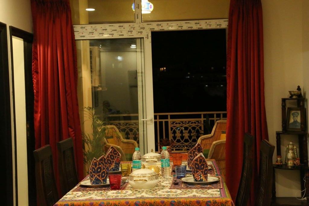Saket Inn Jaipur Extérieur photo
