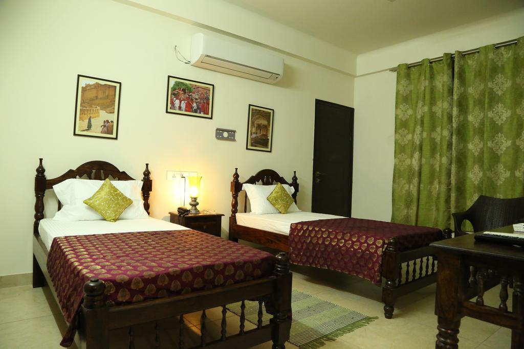 Saket Inn Jaipur Extérieur photo